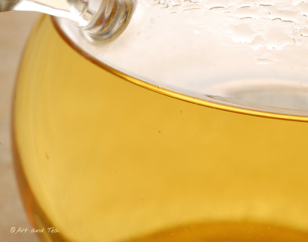 VictoriasPeakSunTeapot05111