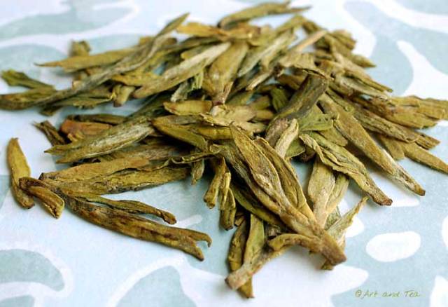 Long Jing Te Ji Dry Leaf 10-26-13