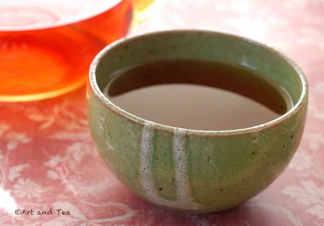 VictoriasPeakGoldDarjTeaBowl121915